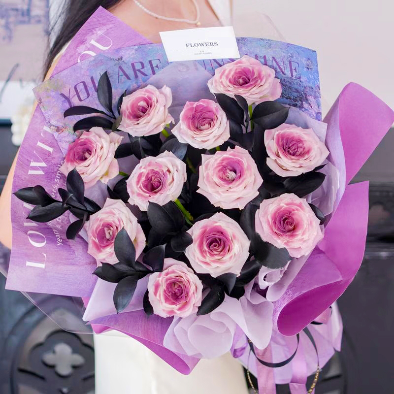 【一生一世】台灣同城配送情人節11朵紅玫瑰表白鮮花速遞玫瑰香槟花束玫瑰四季開花濃香綠植物