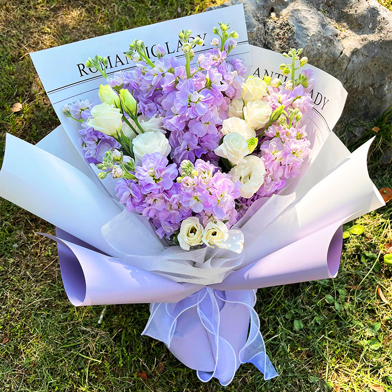 【沉魚落雁】台灣同城配送紫羅蘭花束成人畢業禮鮮花生日花束送女士媽媽白羅蘭玫瑰混搭花束